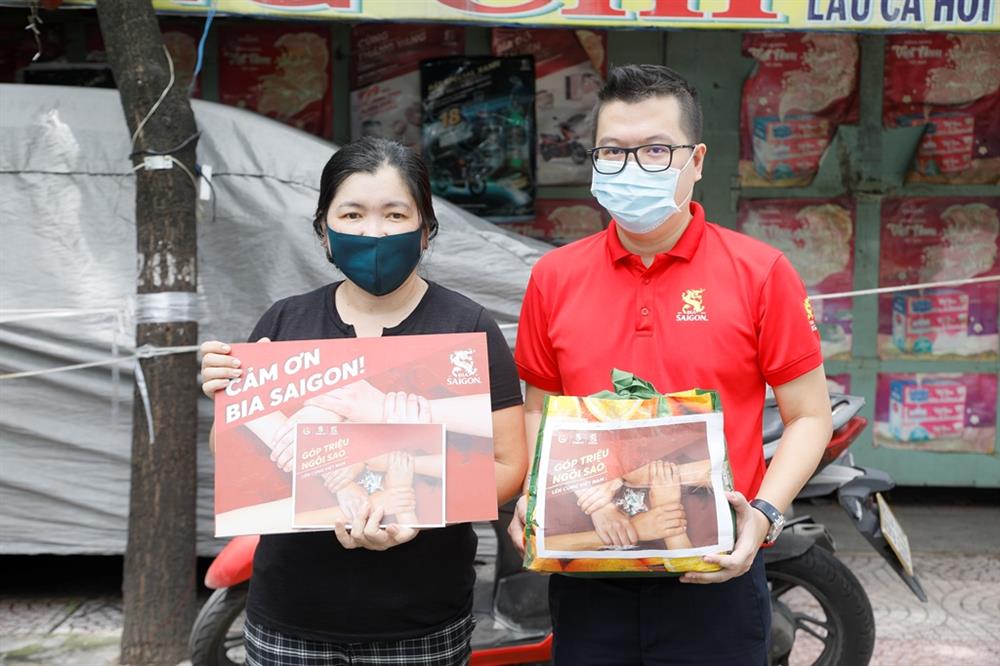 Trung ương Đoàn TNCS Hồ Chí Minh hỗ trợ khó khăn cho các hộ kinh doanh nhỏ tại Tp. HCM
